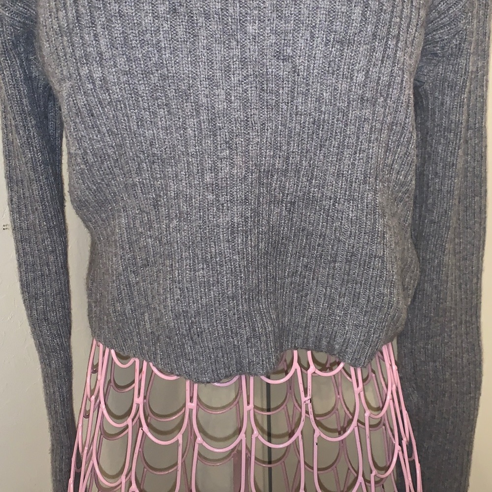 Like New Brandy Melville Gray Mock Turtleneck Sweater - One Size - Picture 6 of 11